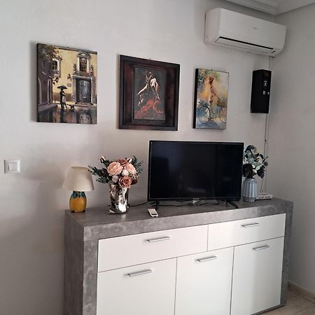 Rosie Apartment Кампоамор Екстериор снимка